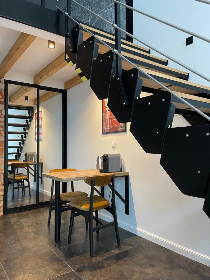 Off Side Story Apartment *